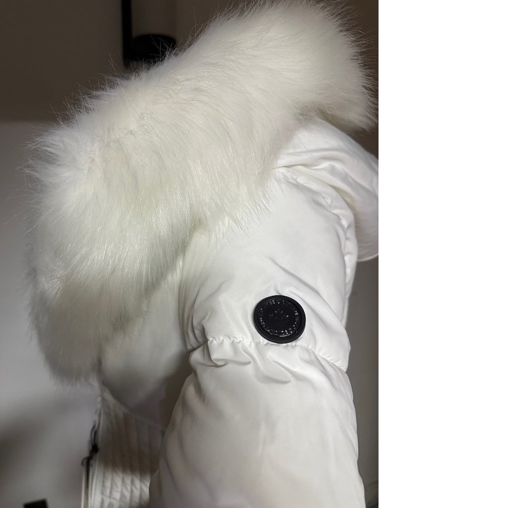 NWT Winter Faux Fur-Trimmed Vegan Leather Hooded Parka White Puffer Jacket Coat - Picture 3 of 10